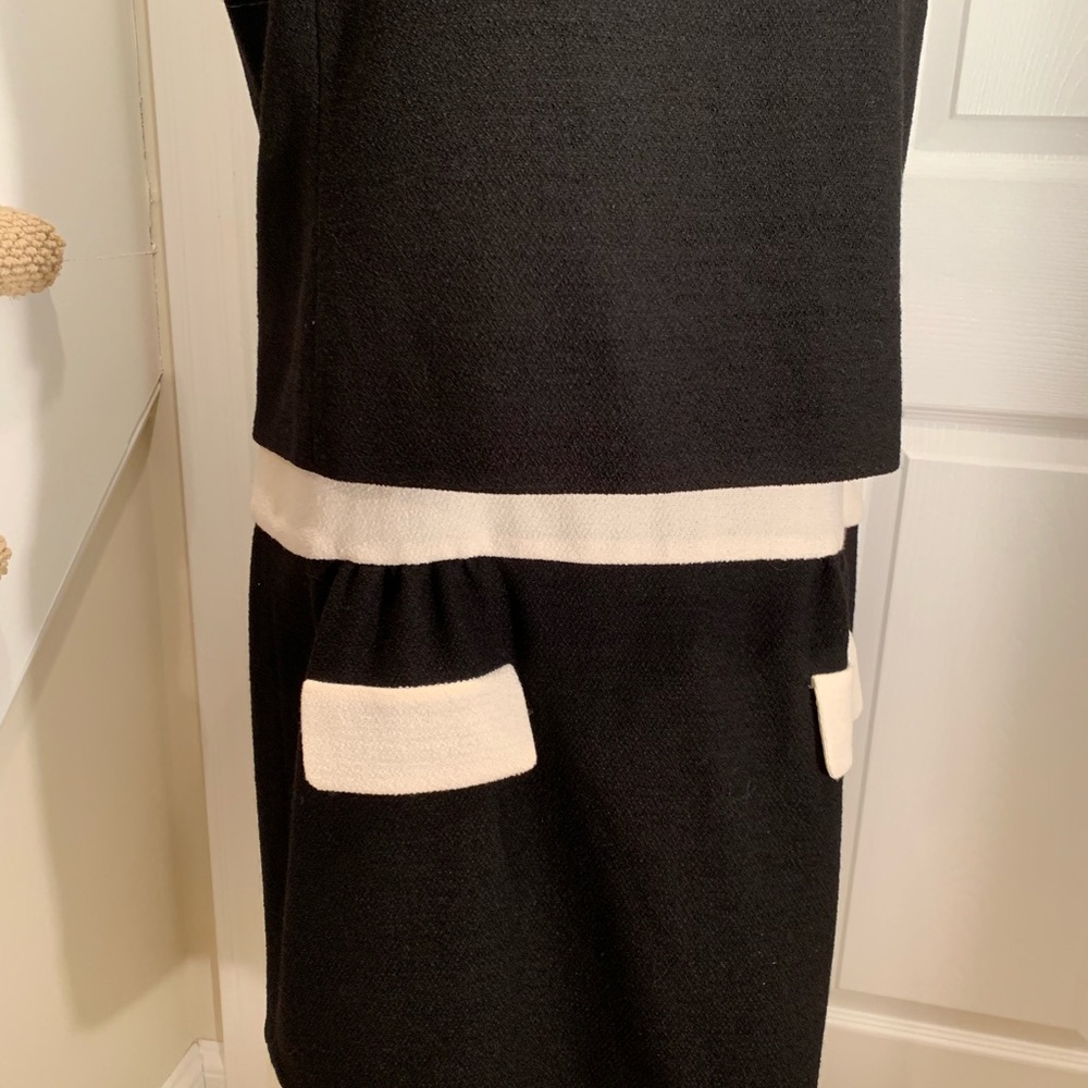 NWT, Moschino dress, black/cream (boucle knit) - Picture 3 of 8